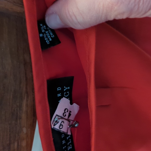 Red knee length silk skirt size 6 from Ellen Tracy - Picture 2 of 4